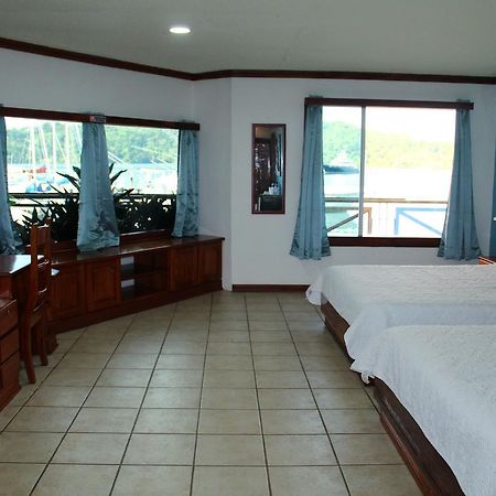 Fish Hook Marina Hotel Golfito Buitenkant foto
